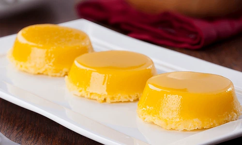 Reţetă Quindim (cremă de ouă şi cocos), un desert brazilian delicios png