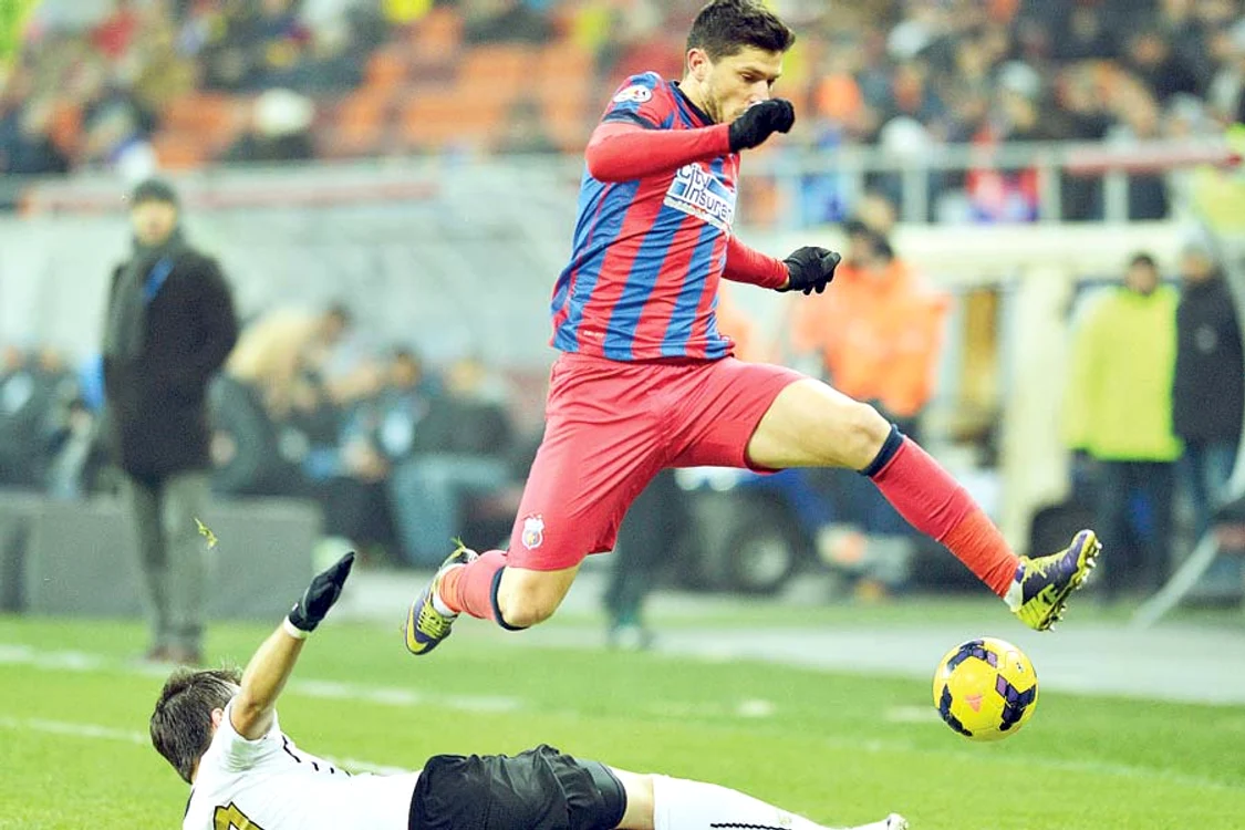
    Cristi Tănase (Fotografii: Reuters)  
