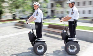 7 act 1 3col9cm jpeg