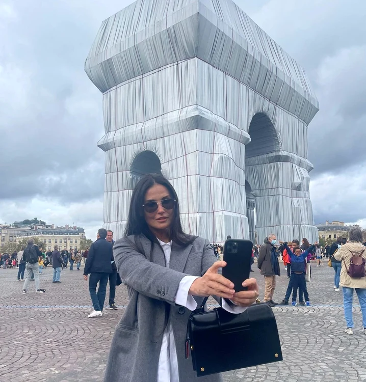 
    Demi Moore a profitat de deplasarea ”în interes de serviciu” din Franța pentru a vizita Parisulfoto: Instagram  