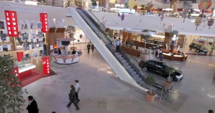 Cluj: Magazine noi în Iulius Mall