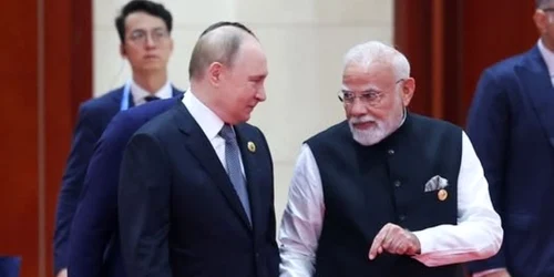 vladimir putin narendra modi de mana foto facebook narendra modi jpg