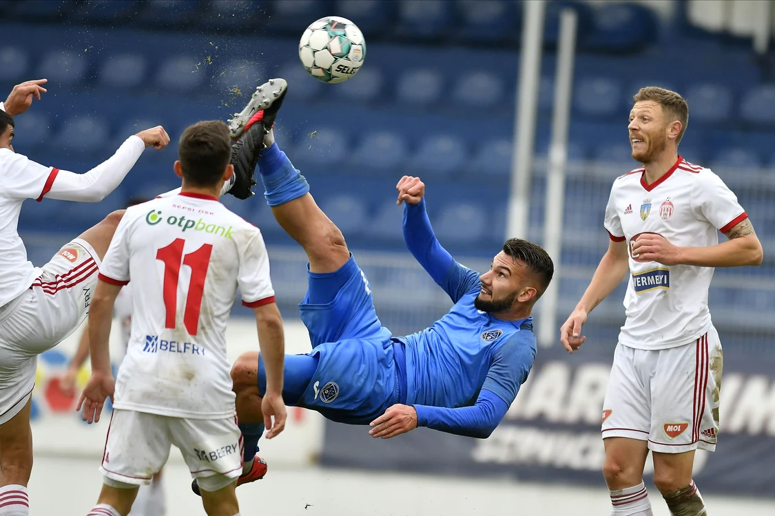 
     Bulgarul Ciunciukov a fost omul meciului de la ClinceniFoto: sportpictures.eu  