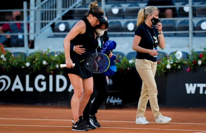Kerber a stat lângă Halep pe toată durata consultuluiFOTO: Profimedia