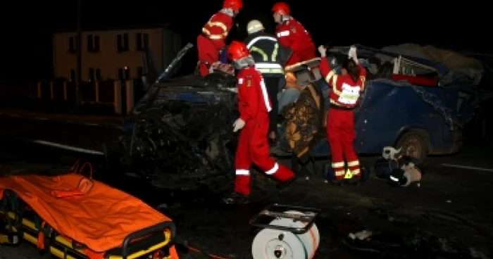 Braşov: FOTOGALERIE / Un mort şi patru răniţi la Lunca Câlnicului (UPDATE)