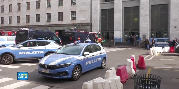 evacuare Tribunal Milano foto AGTVjpg