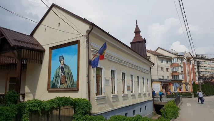 Clădirea muzeului va fi modernizată şi mansardată Foto: Primăria Câmpeni