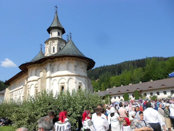 Putna + Cacica. FOTO danut zuzeac