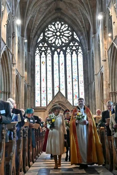 Regina Camilla la slujba din Joia Mare a Paștelui Catolic