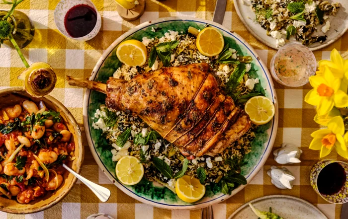 Miel la masa de Paște, Grecia. Sursa: The Telegraph/Liz & Max Haarala Hamilton