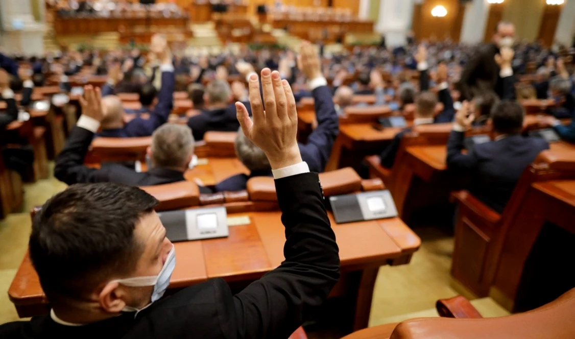 Parlamentarii vor noi libere legale FOTO Inquam Photos