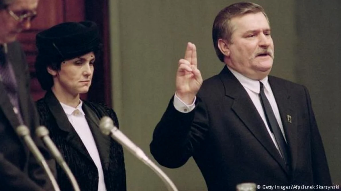 Lech Walesa devine primul preşedinte al Poloniei care a fost ales de populaţie jpeg