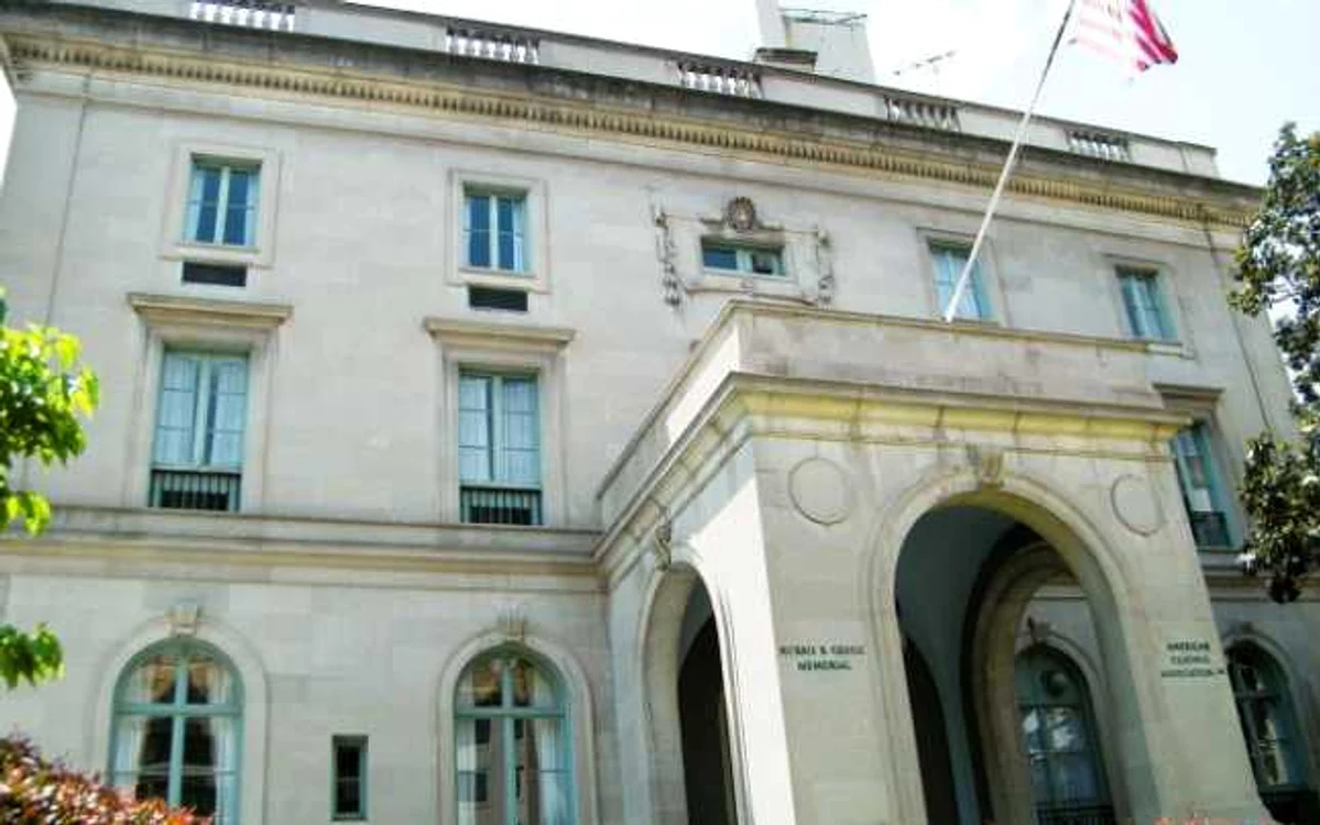 O vilă istorică din Washington D.C., de 16,5 milioane de dolari, noul sediul al ambasadei Ungariei în SUA FOTO hungarytoday.hu