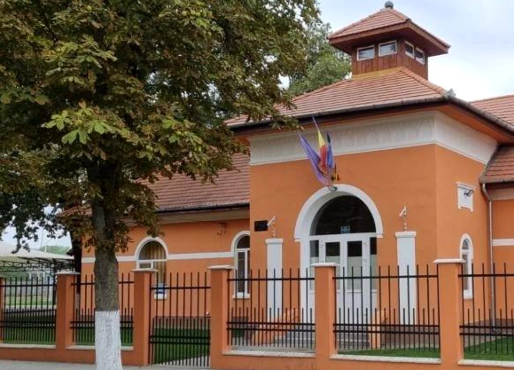 Primăria comunei Pădureni, județul Vaslui. FOTO: Facebook