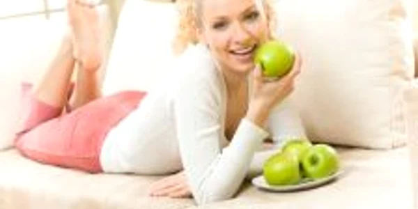 Merele conţin polifenoli, antioxidanţi care inhibă activitatea celulelor care inflamează intestinul gros