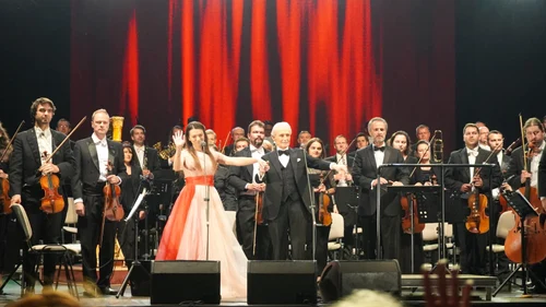 2 jose carreras si laura bretan la oradea 1 jpg jpeg