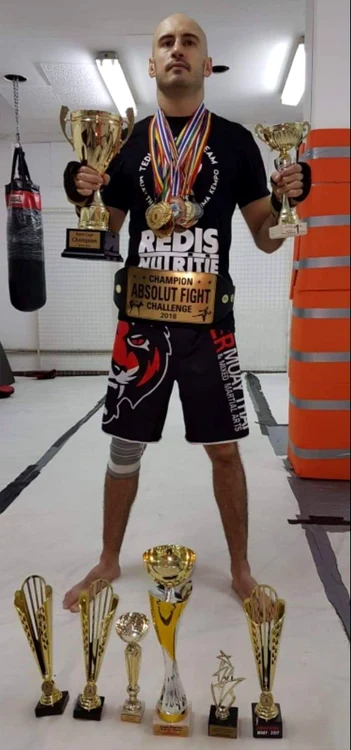 Teodor Tedi Constantin, luptătorul profesionist care l-a făcut knock-out pe Mircea Badea