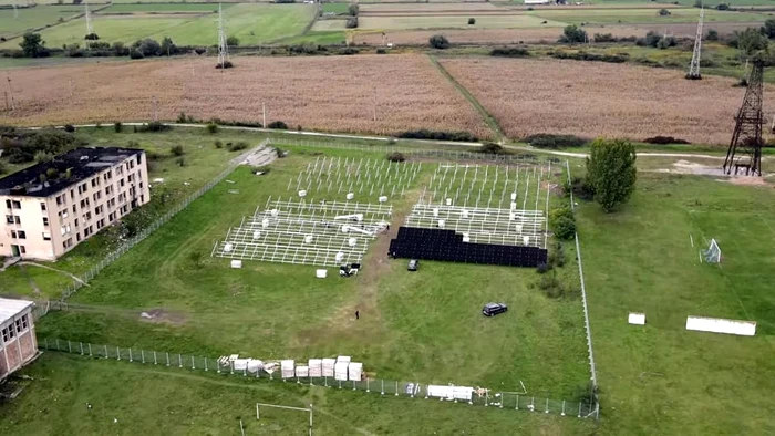 Parcul fotovoltaic amenajat la Ocna Mureș FOTO ocnamuresinfo.ro