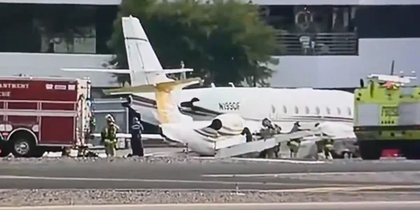 foto x Scottsdale accident doua aeronave png
