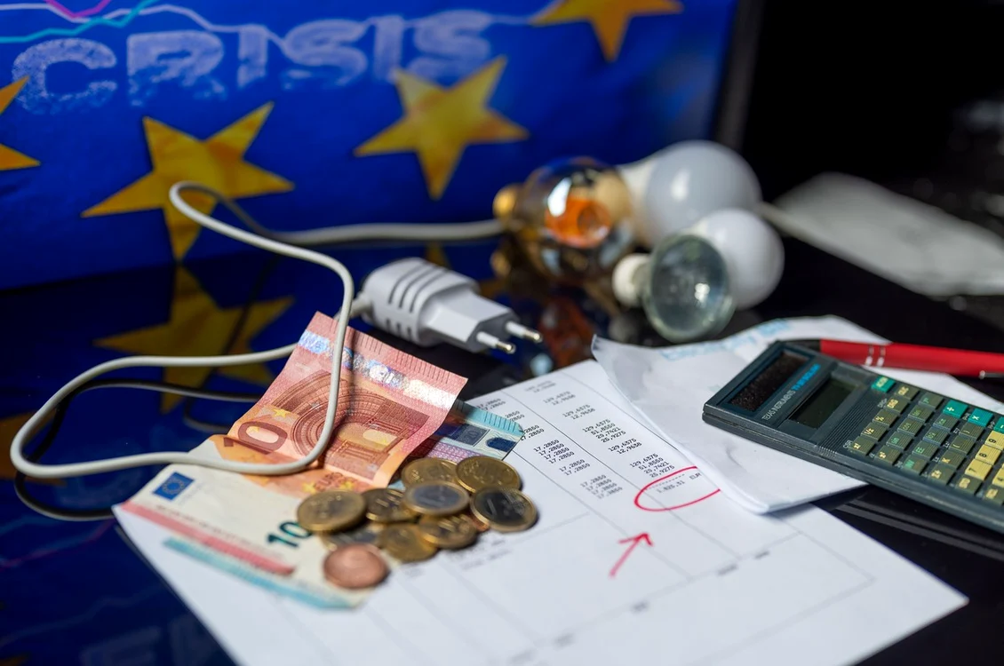 UE recomandă României să elimine măsurile de sprijin în energie, Foto: Profimedia