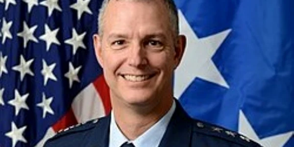 Gen Alexus G  Grynkewich, foto Wikipedia jpg