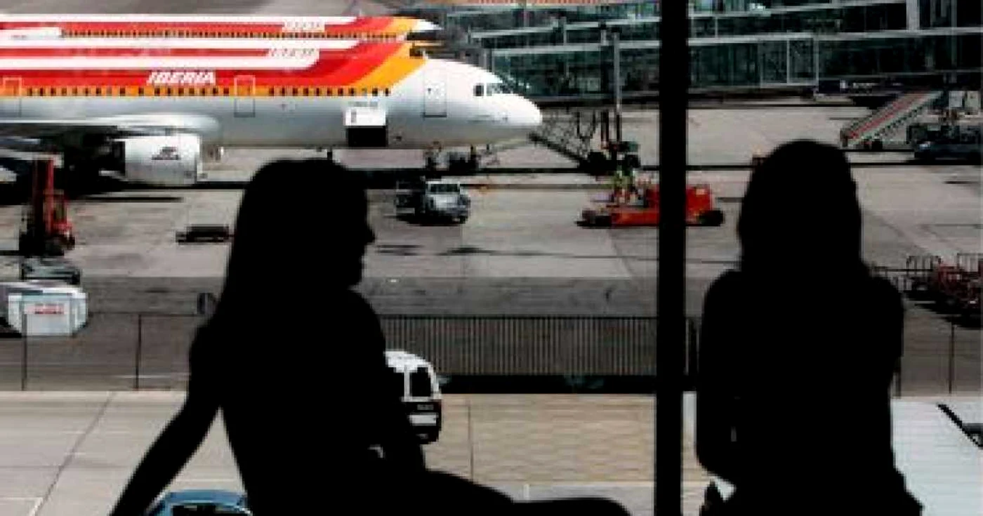 Spania: Compania aeriană Iberia a anulat 400 de zboruri din cauza grevei