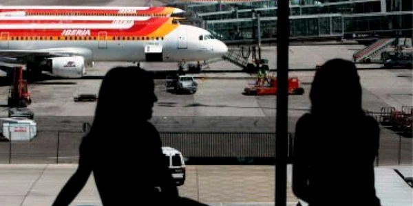 Spania: Compania aeriană Iberia a anulat 400 de zboruri din cauza grevei