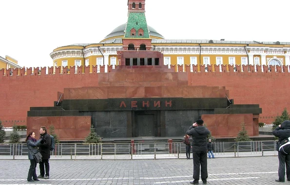 Mausoleul lui Lenin din Piaţa Roşie din Moscova (© Rosie Hayes / Pixabay)