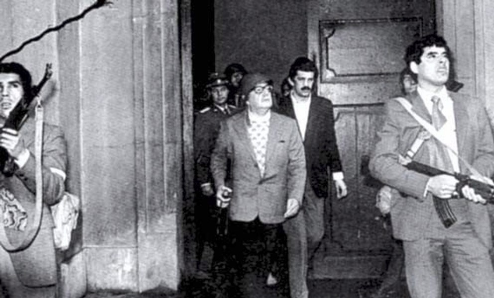 Un fost militar chilian s-a sinucis după ce a fost condamnat pentru uciderea cântărețului Victor Jara