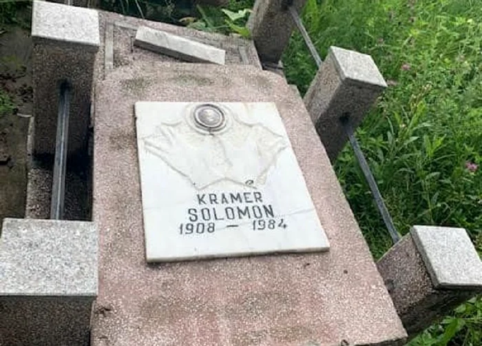 Anchetă a Poliţiei după ce morminte din cimitirul evreiesc din Ploieşti au fost vandalizateFoto: News.ro
