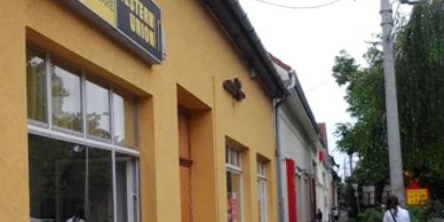 Casa de schimb valutar din Mako