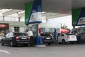 benzinarie soferi masini carburant pompa jpeg