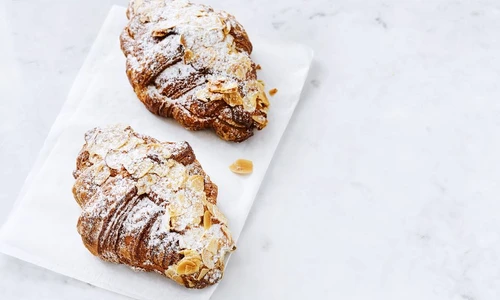 1 croissant jpg jpeg