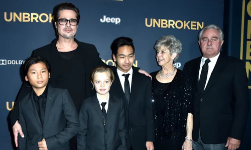Brad Pitt cu Madoxx, Pax si Shiloh foto GettyImages 460529838 jpg