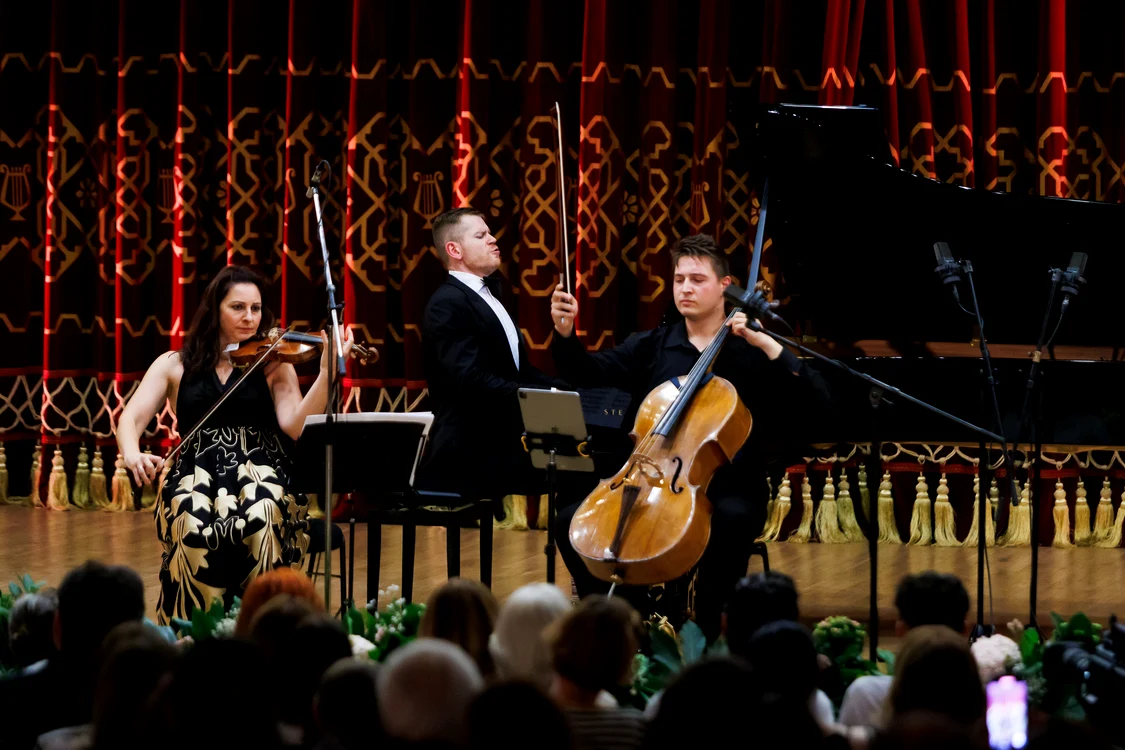 Alissa Margulis, Andrey Gugnin, Ștefan Cazacu.