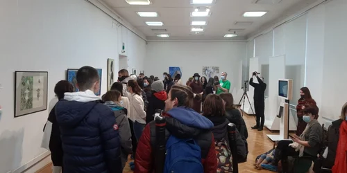 Expoziţie de o zi la Muzeul de Artă Braşov FOTO Ioan Buciumar