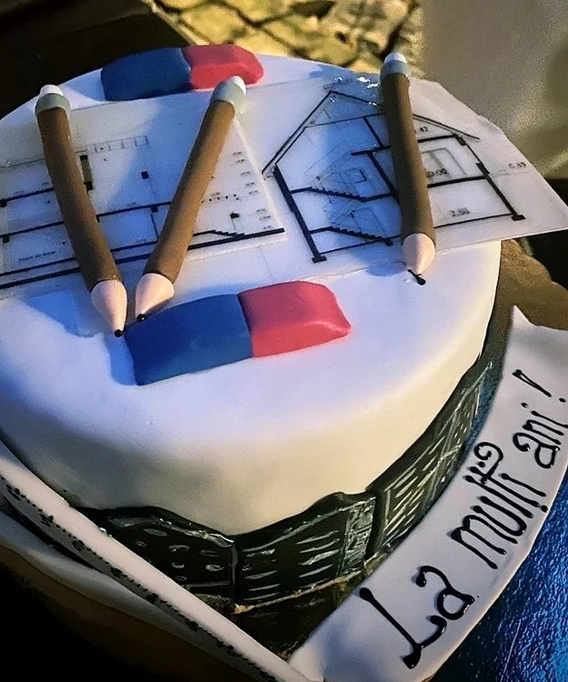 Mirii au avut două torturi cu etaj la nuntă