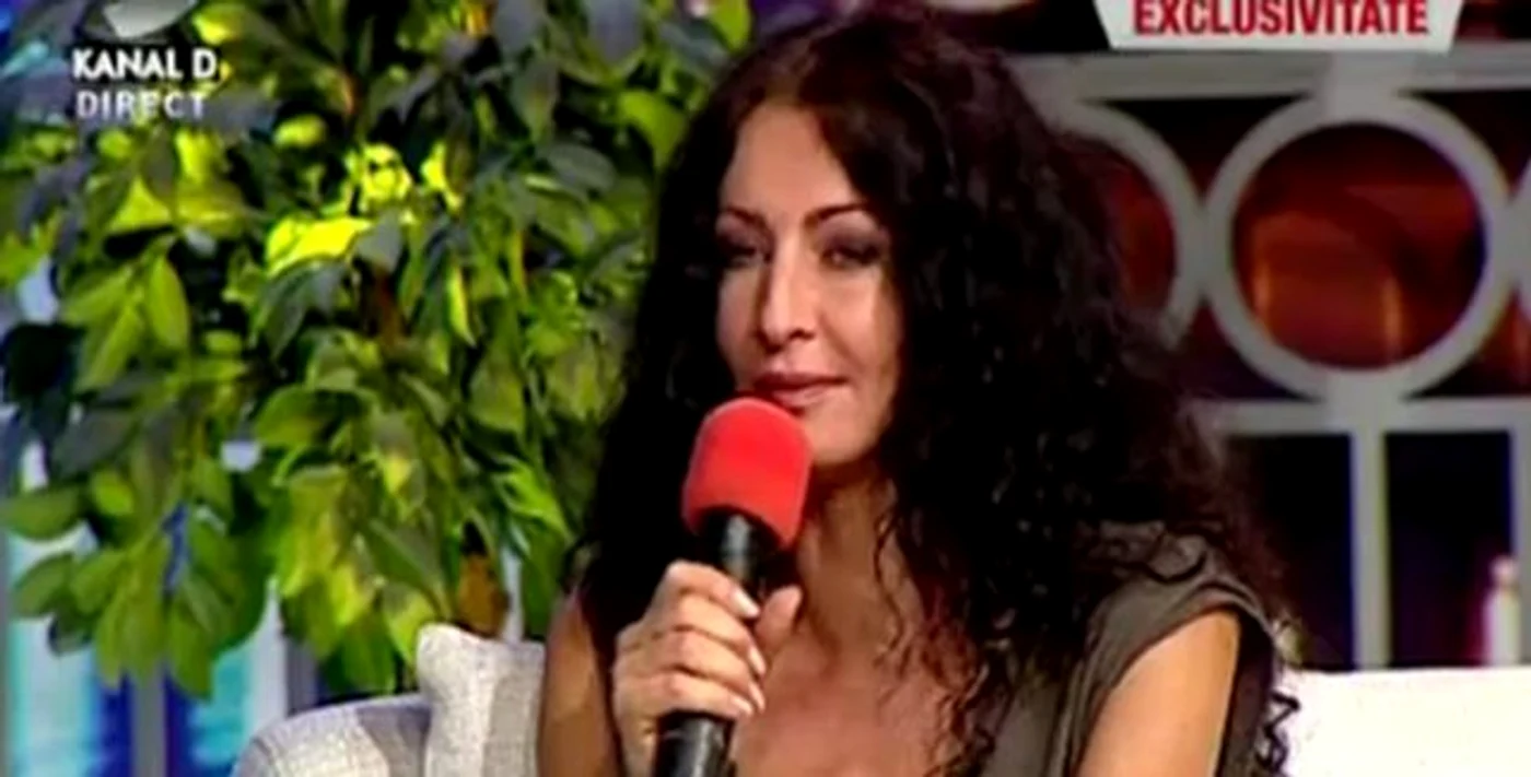 
    Mihaela Rădulescu  