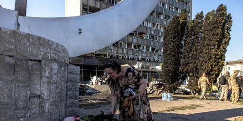 flori morti vinita atac rachete ruse ucraina razboi 14 iulie 2022 foto EPA EFE