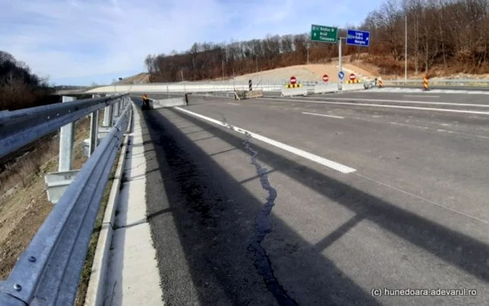 Autostrada Lugoj - Deva, Lotul 3, zona Holdea. FOTO: Daniel Guţă. ADEVĂRUL.