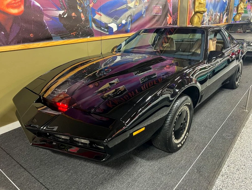 Replica mașinii KITT se află în Muzeul Volo (Foto: Volo Museum)
