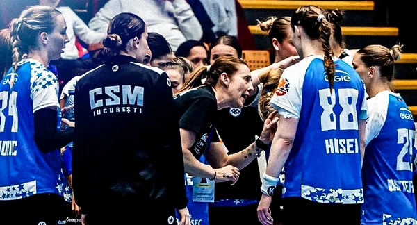 Popovic este dură la time-out-uri  FOTO Facebook CSM București
