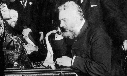 10 martie: Alexander Graham Bell a realizat prima convorbire telefonică jpeg