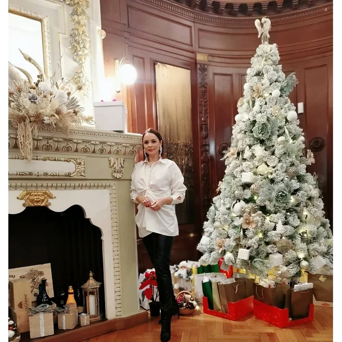 
    Andreea Marin a împlinit 45 de ani   