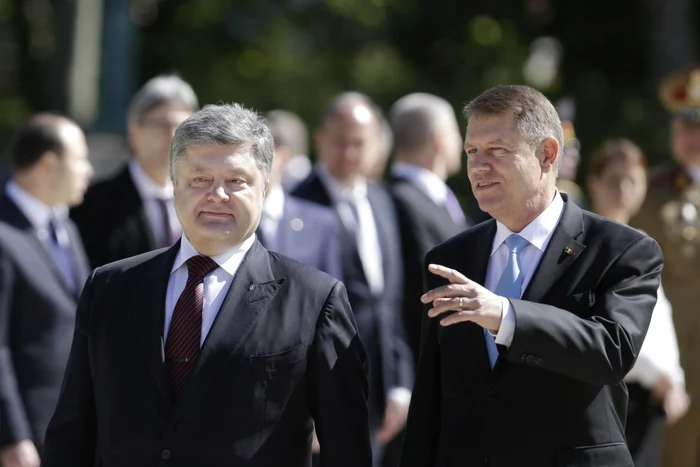 Preşedintele Klaus Iohannis şi omologul său ucrainean Petro Poroşenko FOTO Inquam Photos/Octav Ganea