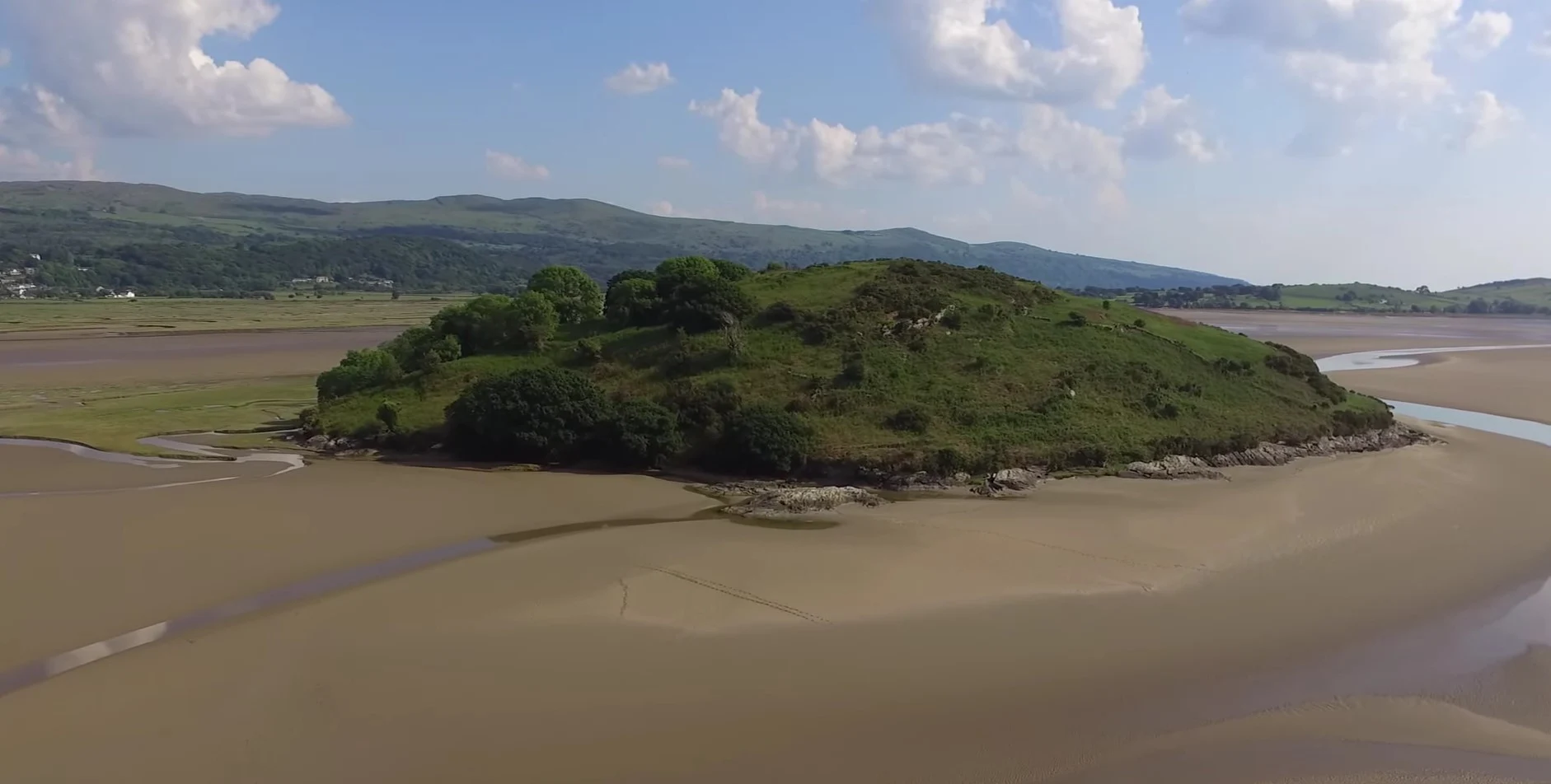 Insulă din Marea Britanie, scoasă la vânzare cu prețul unei case: „O oportunitate cu adevărat unică”. Accesul depinde de maree