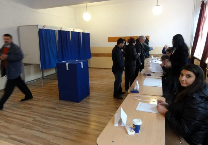 Un nou partid in Romania pentru alegerile din 2016 FOTO.Arhiva