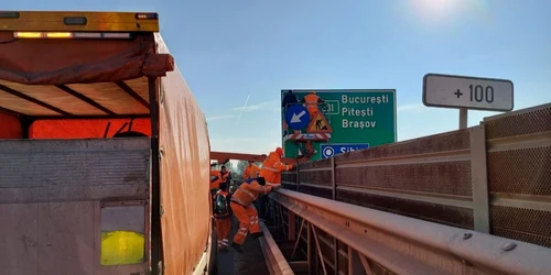 Restricţii auto pe A1 în contextul intrării municipiului Sibiu în carantină Foto Adevărul - credit DRDP Braşov