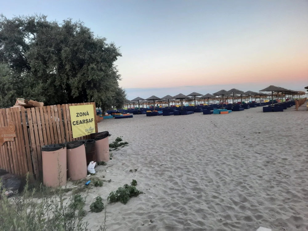 Plajă de fițe din Mamaia Nord FOTO Mariana Iancu