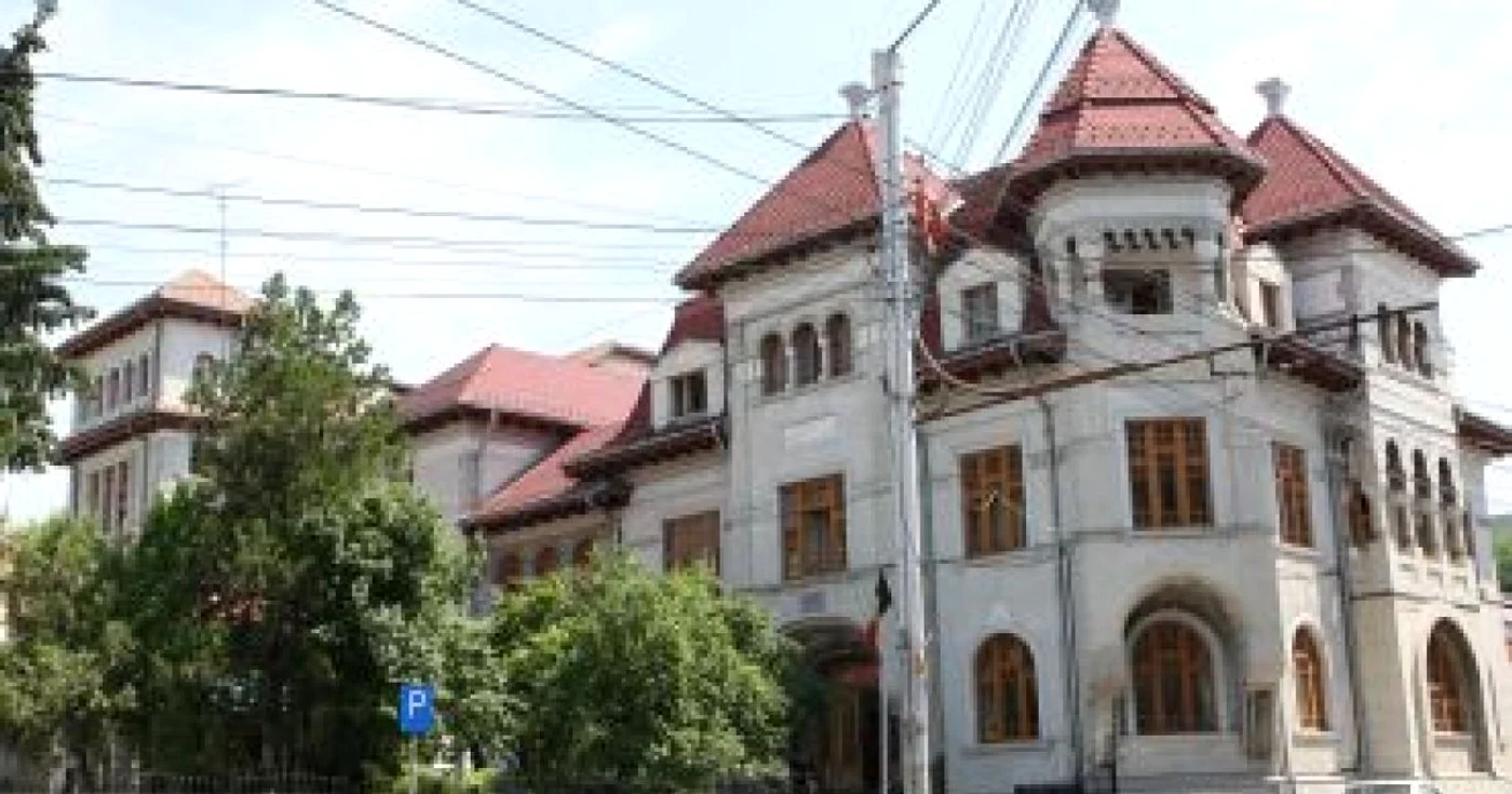 Iaşi: Doctor trimis în judecată pentru ultraj